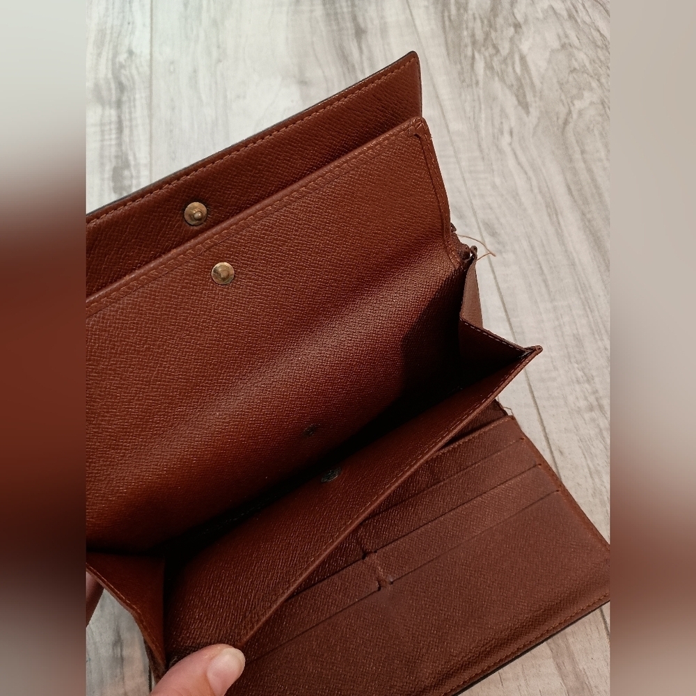 Louis Vuitton Vintage Monogram Porte Tresor International Wallet - Picture 9 of 12